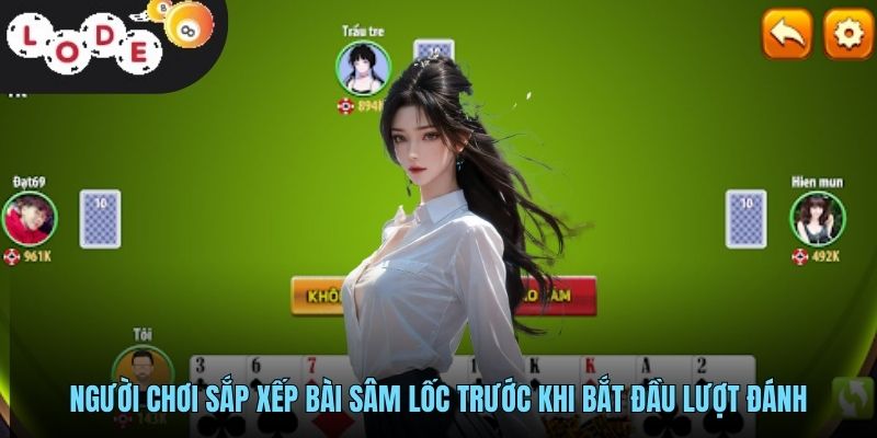 Sâm Online LODE88 - Game Bài Dân Gian Hấp Dẫn Và Dễ Thắng 3 Người chơi sắp xếp bài Sâm Lốc trước khi bắt đầu lượt đánh